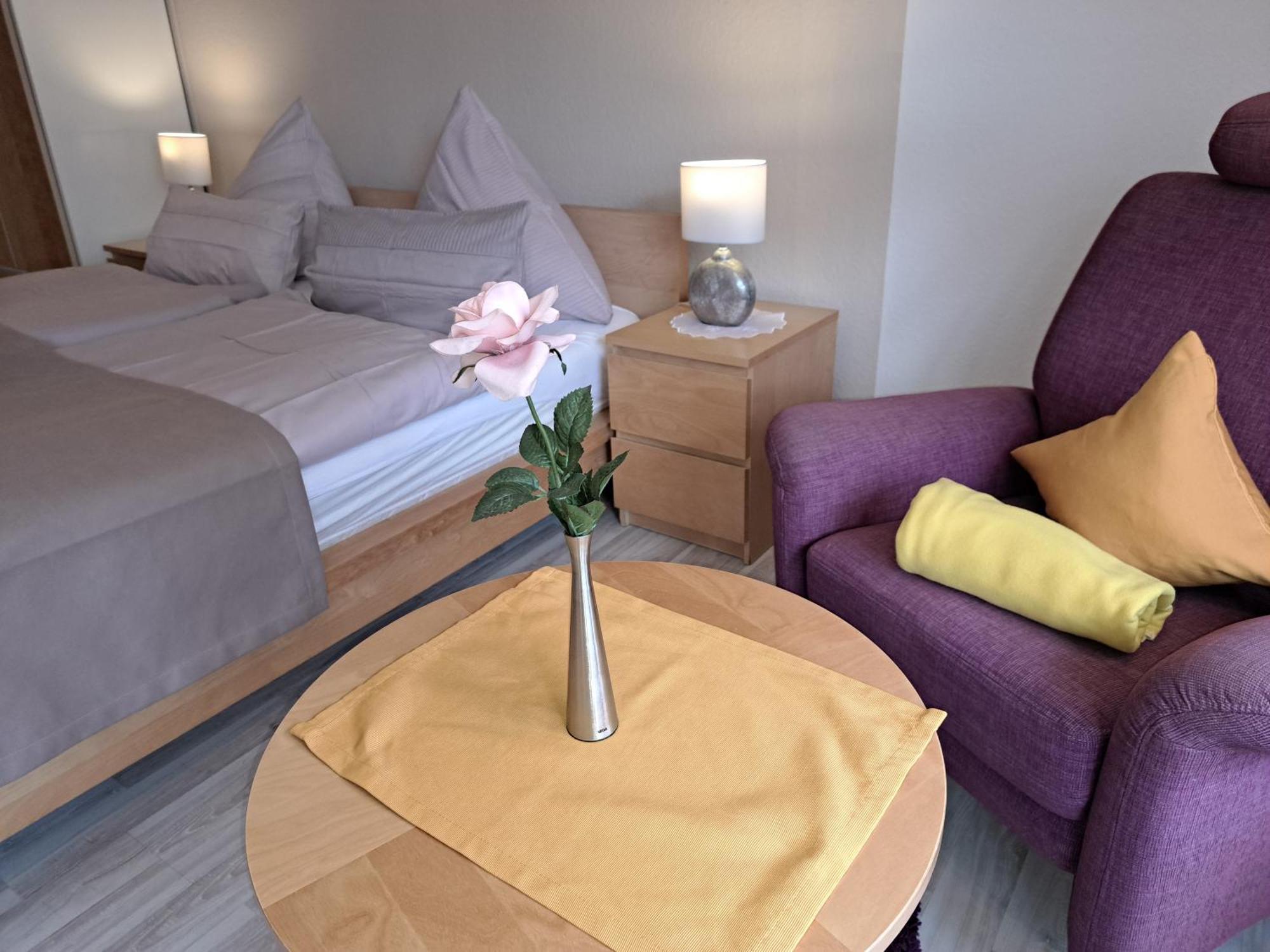 Haus Roseneck Mit Gratis Zugang Zur Jod-Sole-Therme 바트베벤슨 외부 사진